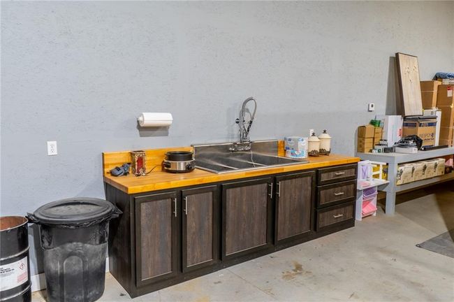 9016 Se Highway 69, House other with 3 bedrooms, 3 bathrooms and null parking in Cameron MO | Image 53