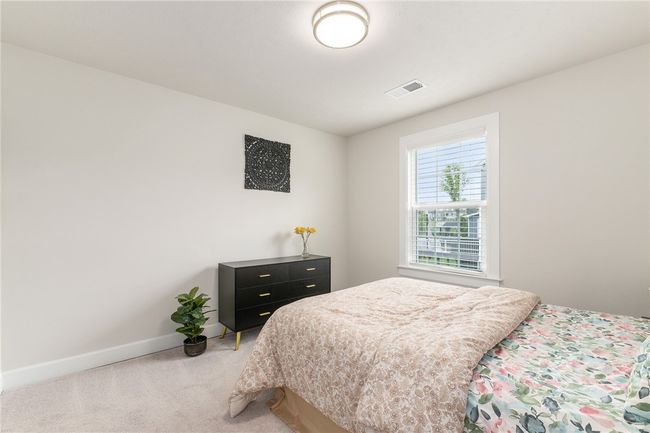More Space And A Neutral Decor In Bedroom 4 | Image 28
