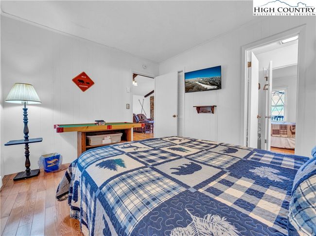 115 Hummingbird Ln, House other with 4 bedrooms, 2 bathrooms and null parking in Beech Mountain NC | Image 33