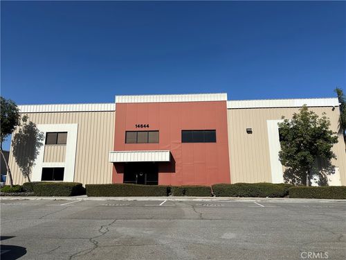 14644 El Molino St, Fontana, CA, 92335-6205 | Card Image