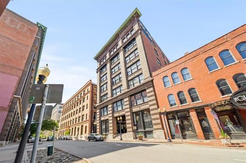 apt-712-308 W 8th St, Kansas City, MO, 64105-1576 | Card Image