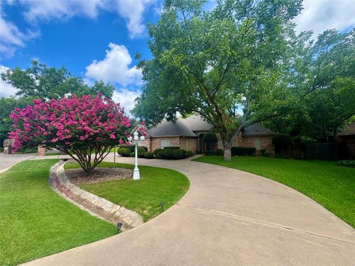 6304 Kenilworth Ct, Granbury, TX, 76049-4131 | Card Image