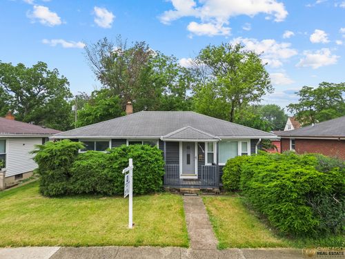 1718 Elizabeth Ave, North Chicago, IL, 60064-2033 | Card Image