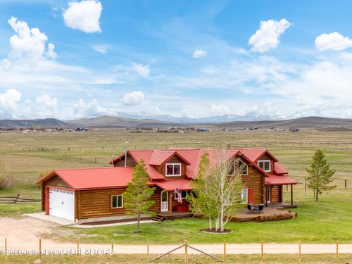 2-138-2 Forty Rod Rd, Pinedale, WY, 82941-7707 | Card Image