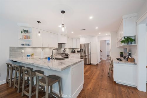 7175 Riptide Cir, Huntington Beach, CA, 92648-3026 | Card Image