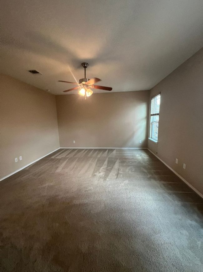 330 Grand Junction Trl, House other with 3 bedrooms, 2 bathrooms and null parking in Georgetown TX | Image 19