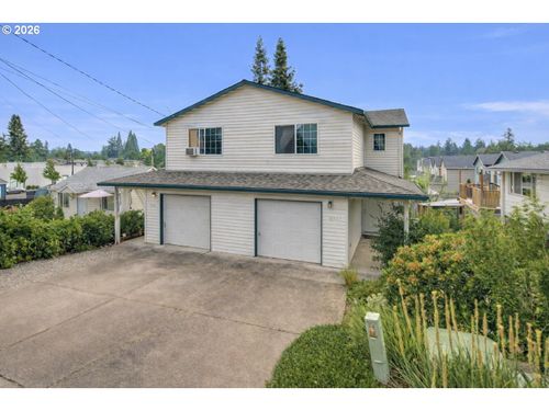 18309 Portland Ave, Gladstone, OR, 97027-1504 | Card Image