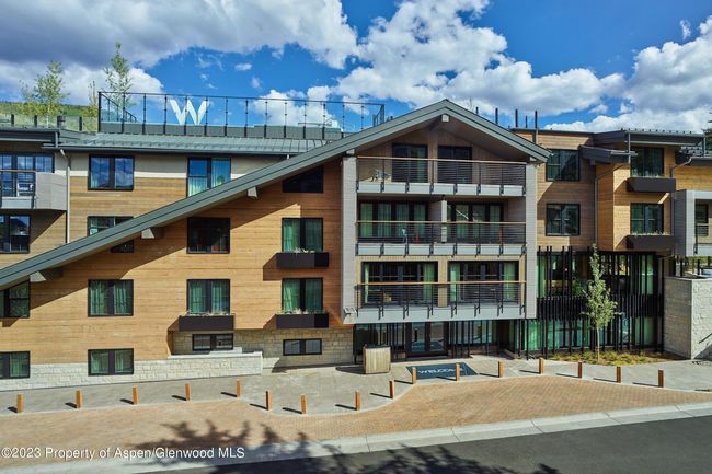 F10-1-10 - 550 S Spring St, Condo with 3 bedrooms, 4 bathrooms and 1 parking in Aspen CO | Image 58