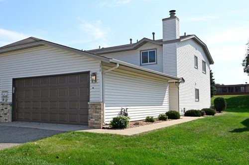 1327 67th Ln N, Brooklyn Center, MN, 55430-1587 | Card Image