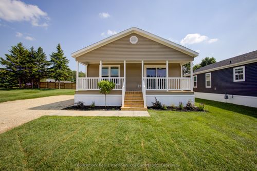 210 Spruce Dr, Hanover, ON, N4N0C4 | Card Image