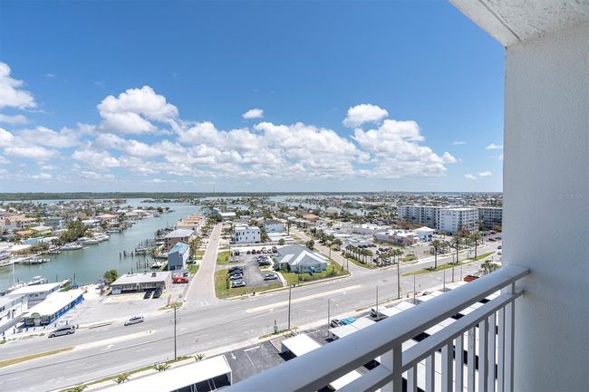 APT-1302 - 17408 Gulf Blvd, Condo with 2 bedrooms, 2 bathrooms and null parking in REDINGTON SHORES FL | Image 19