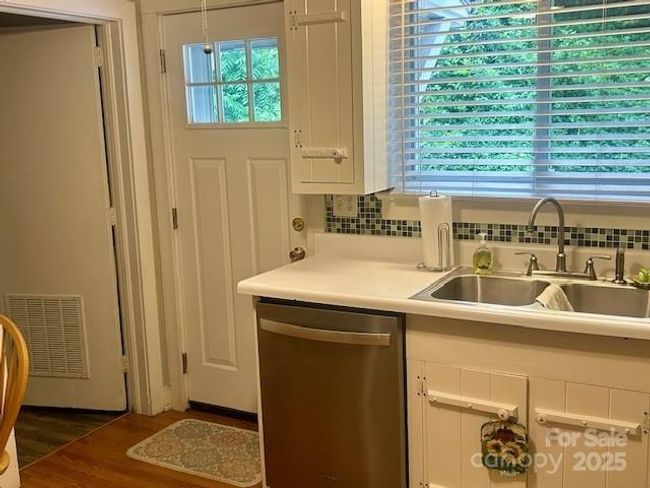 UNIT-4 - 1014 Wright Street Sw, Condo with 2 bedrooms, 1 bathrooms and null parking in Lenoir NC | Image 7