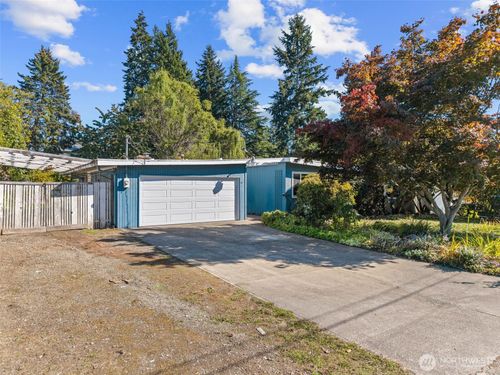 25708 135th Pl Se, Kent, WA, 98042-3519 | Card Image