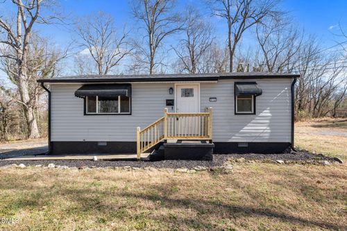 512 Glovinia St, Asheboro, NC, 27203-4936 | Card Image