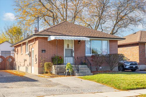 256 Baldwin St, Oshawa, ON, L1H6H4 | Card Image