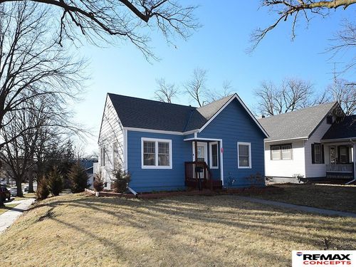 891 S 33rd St, Lincoln, NE, 68510-3402 | Card Image