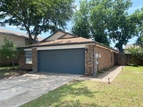914 Azalia Dr, Lewisville, TX, 75067-4226 | Card Image