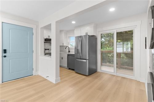 103-9600 2nd Bay St, Norfolk, VA, 23518-1068 | Card Image