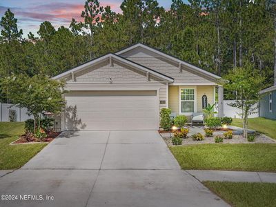 8454 Cape Fox Drive, House other with 4 bedrooms, 2 bathrooms and null parking in Jacksonville FL | Image 2