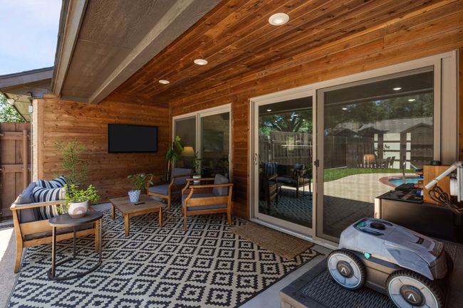 Outdoor living space | Image 29
