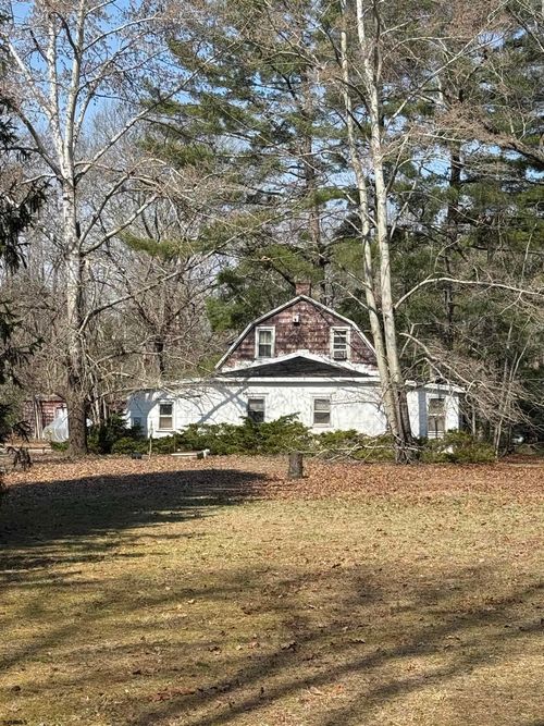 2554 7th Ave, Hammonton, NJ, 08037-4022 | Card Image