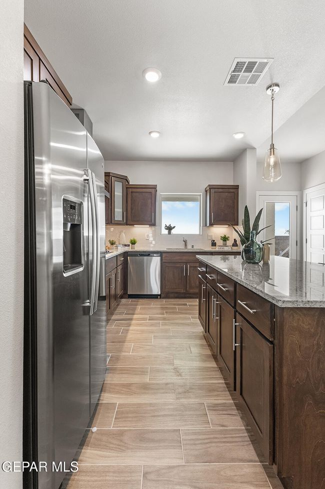 Kitchen View | Image 19
