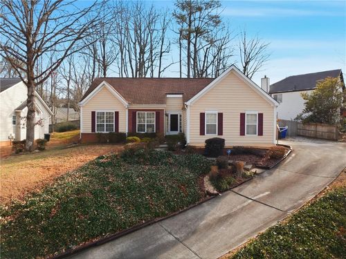 2001 Stone Forest Dr, Lawrenceville, GA, 30043-2955 | Card Image
