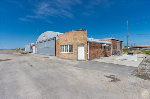 76 Sawyer Loop, Hardin, MT, 59034-2126 | Card Image
