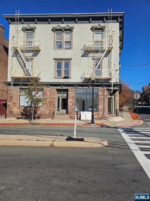 41 Glenridge Ave, Montclair, NJ, 07042-6705 | Card Image