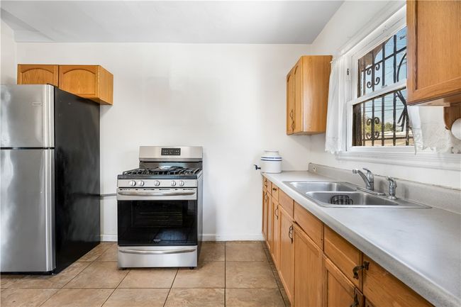 614 N Spring Ave, House other with 2 bedrooms, 1 bathrooms and 1 parking in Compton CA | Image 15