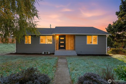 7227 S 120th Street, Seattle, WA, 98178 | Card Image