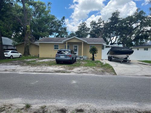 6816 N Sterling Ave, TAMPA, FL, 33614-4049 | Card Image