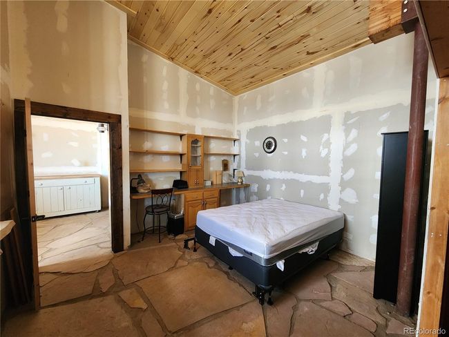 2400 Fourmile Creek Rd, House other with 2 bedrooms, 1 bathrooms and 1 parking in HARTSEL CO | Image 17