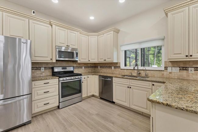 7538 Camden Harbour Dr, House other with 6 bedrooms, 4 bathrooms and null parking in BRADENTON FL | Image 35