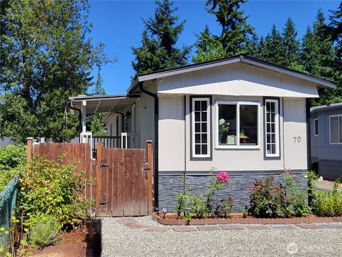 unit-70-7701 Hardeson Rd, Everett, WA, 98203-6266 | Card Image