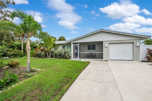 631 Coral Dr, NOKOMIS, FL, 34275-2415 | Card Image