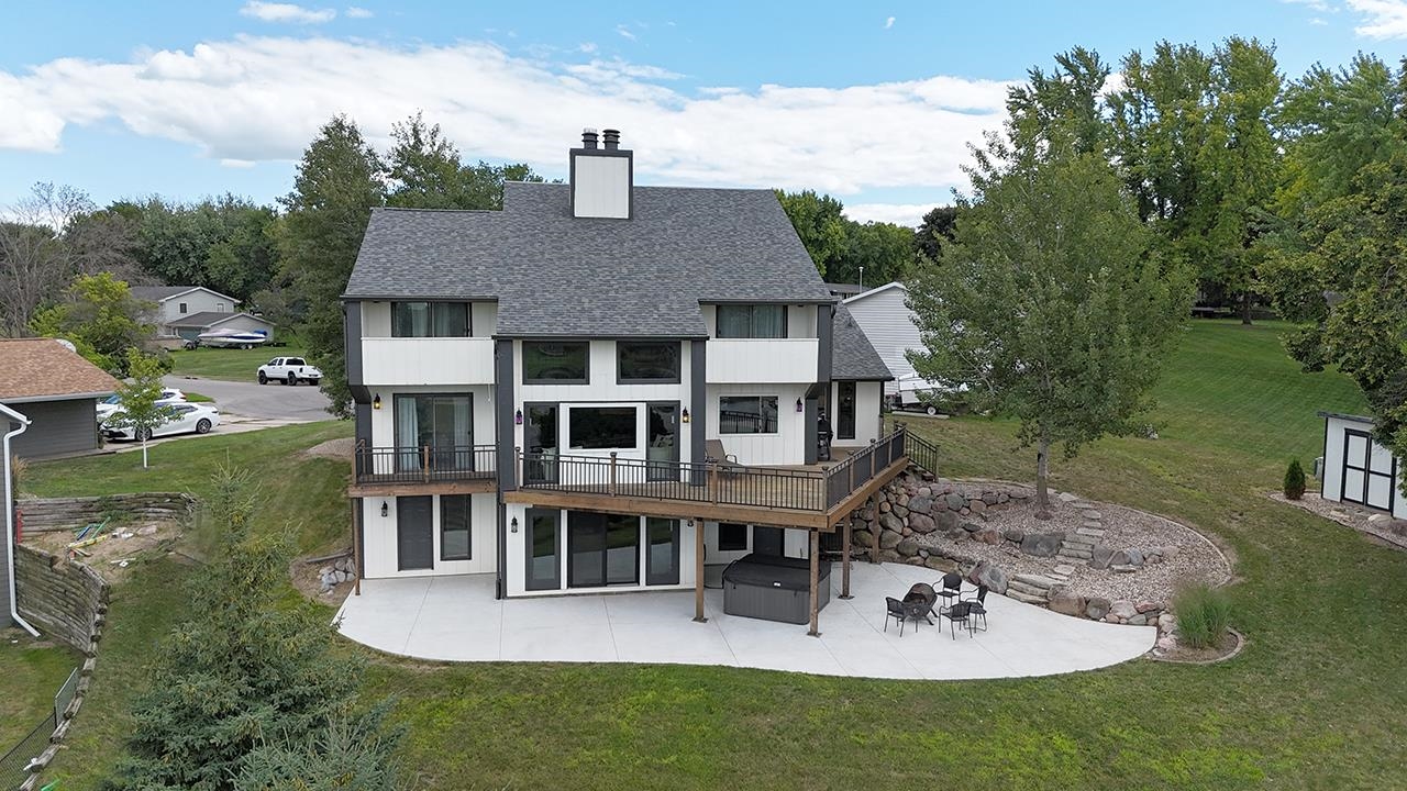 11th Ave, Spencer, IA 51301