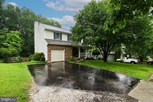 8225 Triple Crown Rd, Bowie, MD, 20715-4538 | Card Image