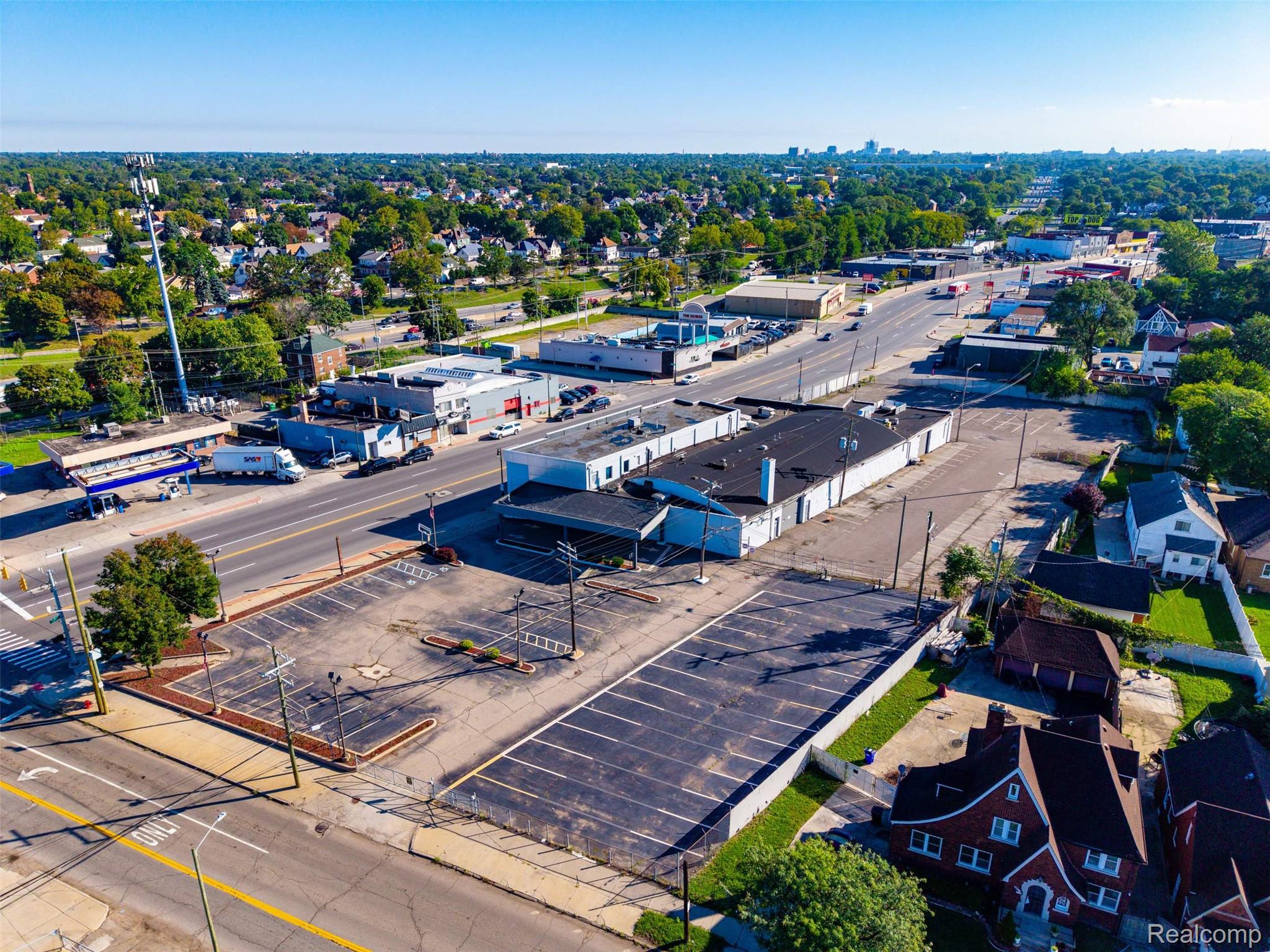 Land in Detroit 5