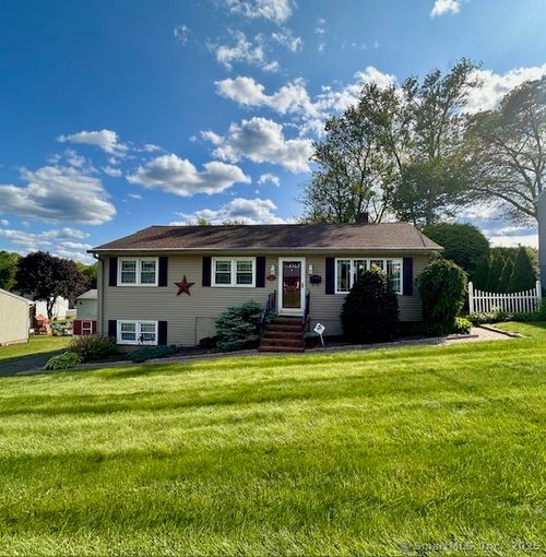 142 Radnor Ln, Watertown, CT, 06779-2020 | Card Image
