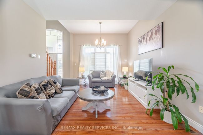 24 Brookhaven Cres, House other with 8 bedrooms, 4 bathrooms and 10 parking in East Garafraxa ON | Image 11