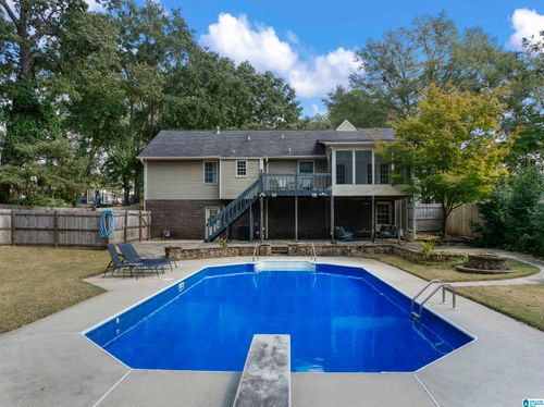 96 Tomahawk Cir, Pelham, AL, 35124-1668 | Card Image