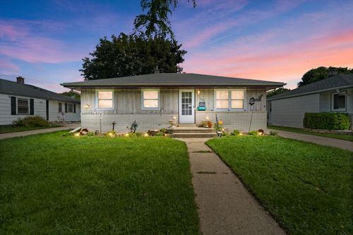 6522 W Spokane St, Milwaukee, WI, 53223-5439 | Card Image