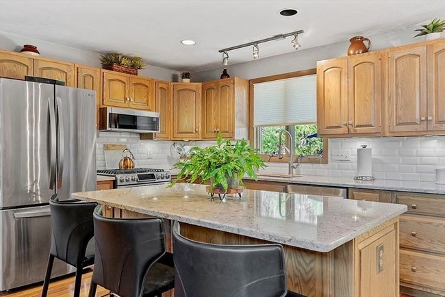 775 E Hill Rd, House other with 3 bedrooms, 3 bathrooms and 6 parking in Oakham MA | Image 7