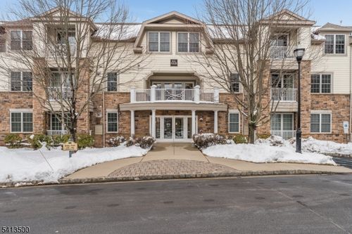 469-469 Victoria Dr, Bridgewater, NJ, 08807-1280 | Card Image