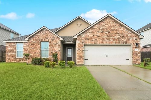 717 Lakeshore Village Dr, Slidell, LA, 70461-6601 | Card Image