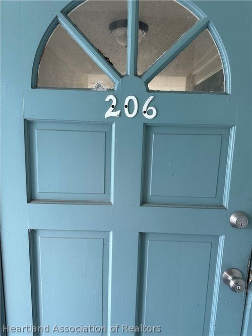 206 Golf Villas Ct, Lake Placid, FL, 33852-6607 | Card Image