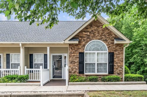 313 Madres Ln, Morrisville, NC, 27560-6817 | Card Image