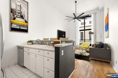 518-536 Gregory, Weehawken, NJ, 07086 | Card Image