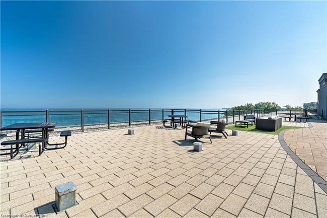 404 - 35 Southshore Cres, House attached with 2 bedrooms, 2 bathrooms and 2 parking in Stoney Creek ON | Image 21